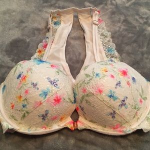 Victoria’s Secret PINK 34DD push up